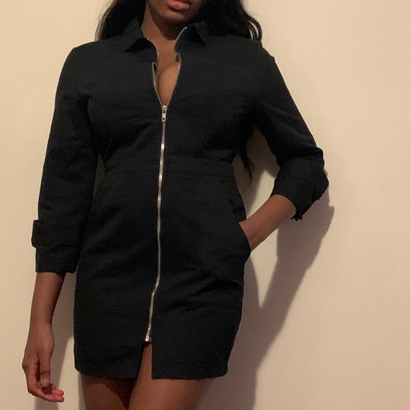 Black zip up dress - Picture 4 of 4